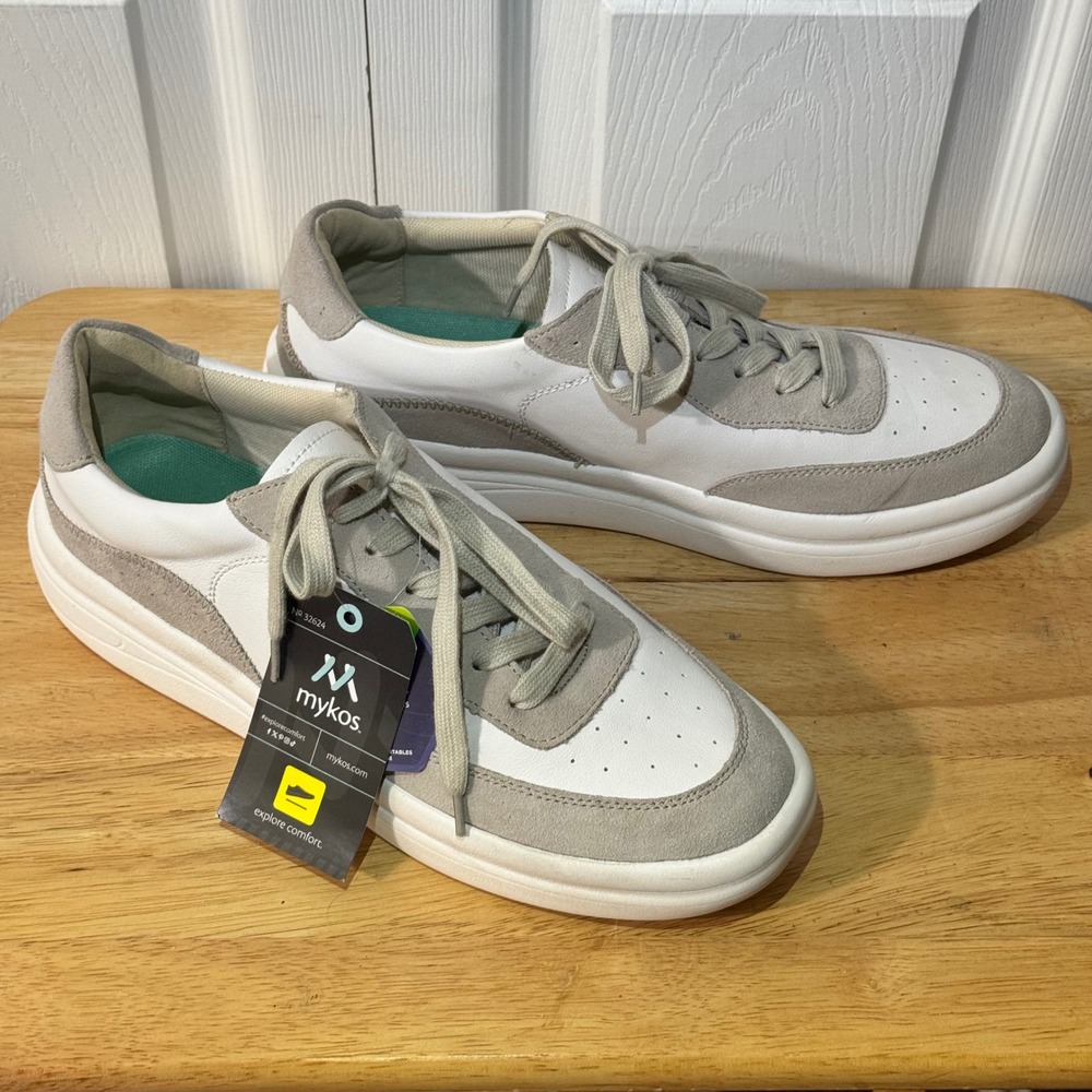 Mykos Nyla White Leather Grey Suede Ortholite Low Top Sneakers MW2501 Men 10.5